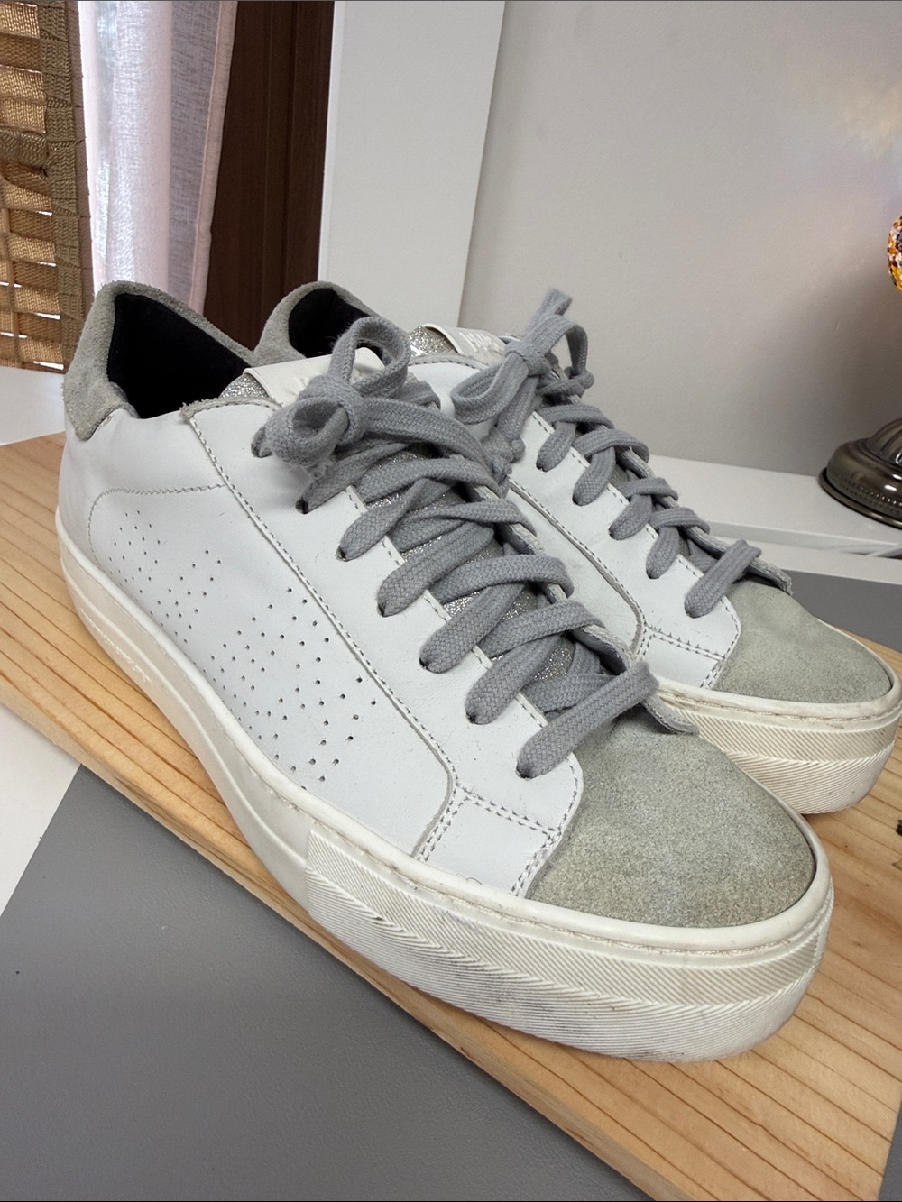 P448 white and grey leather low-top sneakers